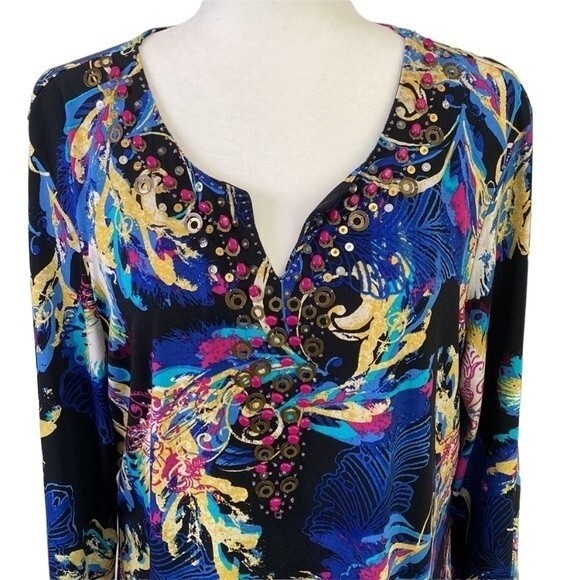 Style & Co Beaded Tunic Top Multicolored Leaves Print 3/4 Sleeve V-Neck Stretchy - Picture 2 of 16